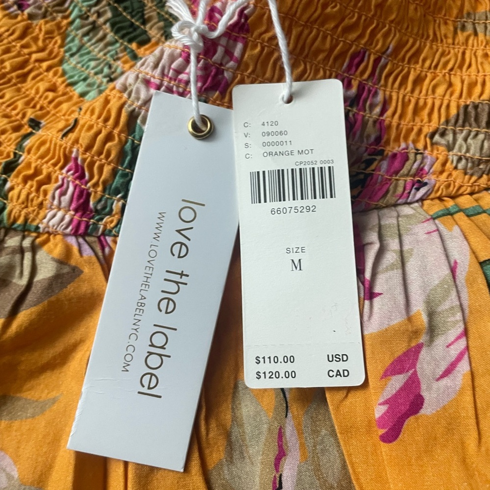 BNWT Anthropologie mini ruffle skirt
NWT size M.     #A6 - Picture 4 of 4